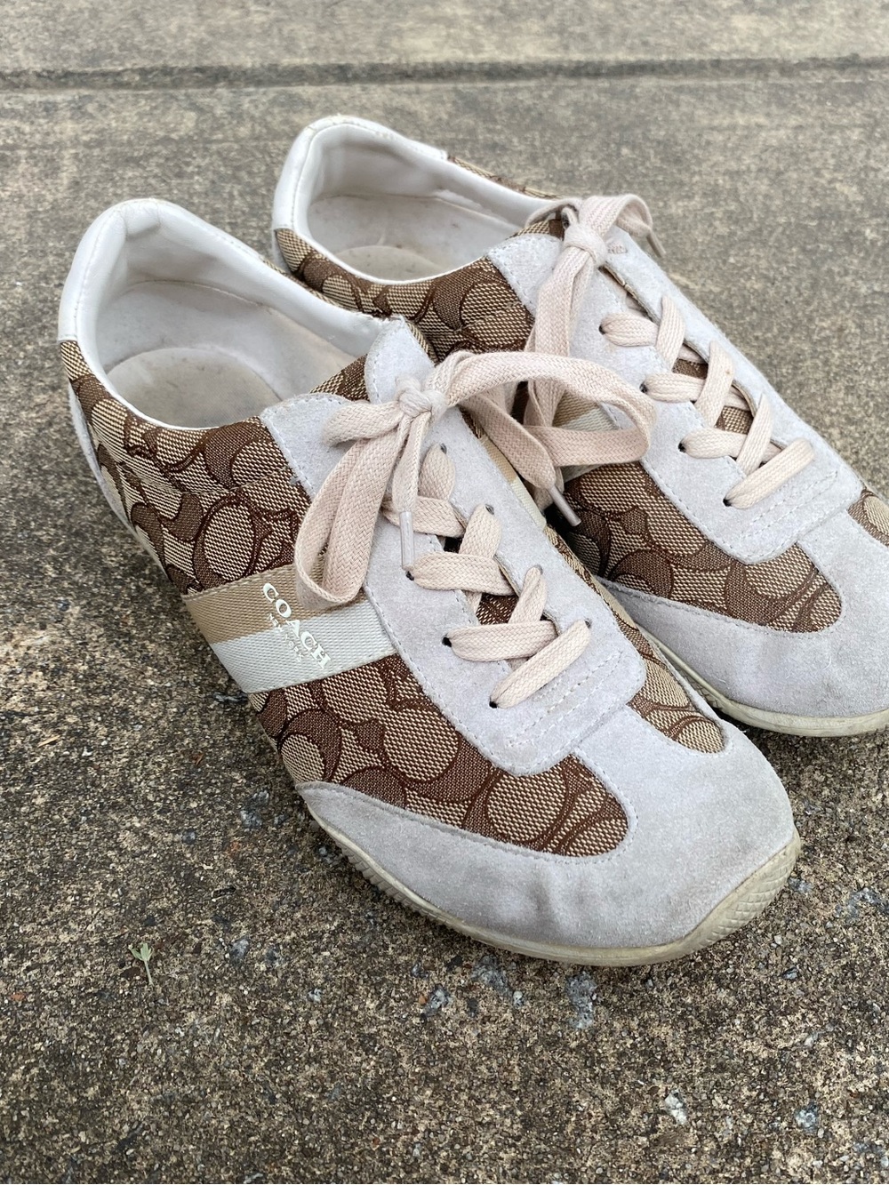 Coach Kelson Brown and Cream y2k sneakers 👟✨